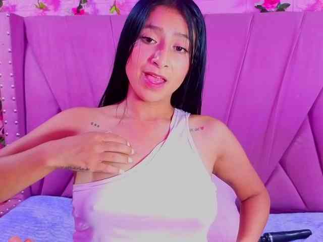 SharlotRodriguez webcam