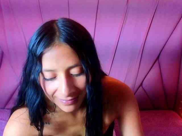 SharlotRodriguez webcam