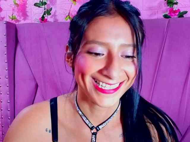 SharlotRodriguez webcam