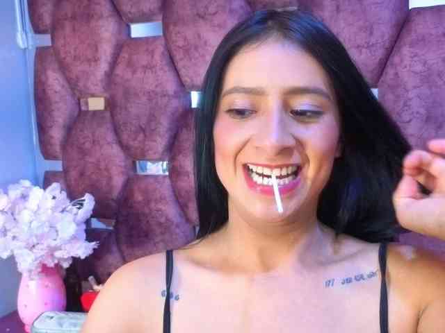 SharlotRodriguez webcam