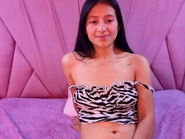 SharlotRodriguez webcam