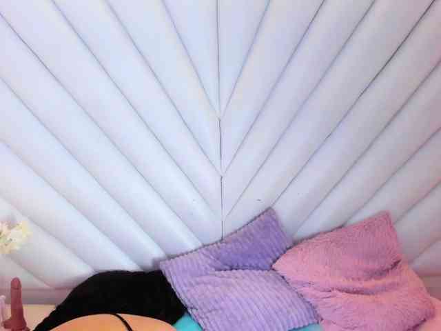 SharlotRodriguez webcam