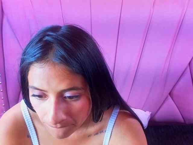 SharlotRodriguez webcam
