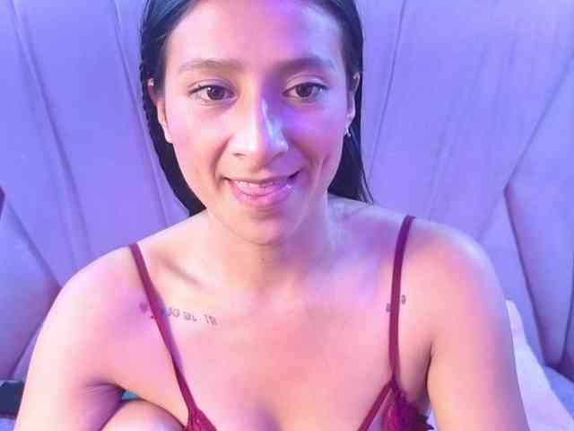 SharlotRodriguez webcam