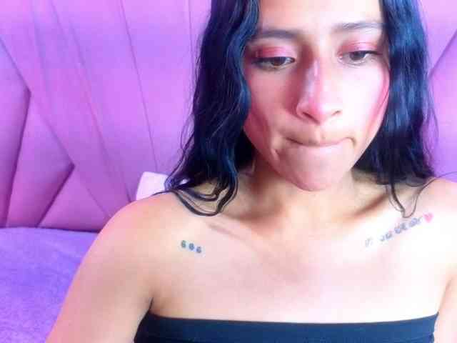 SharlotRodriguez webcam