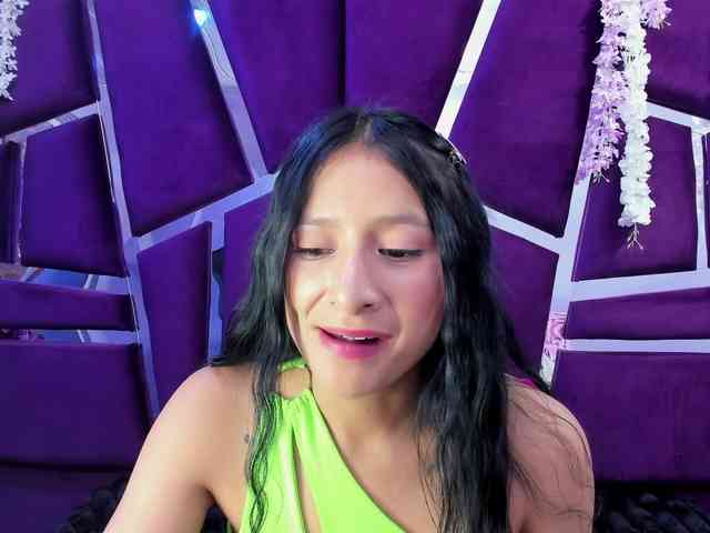 SharlotRodriguez webcam