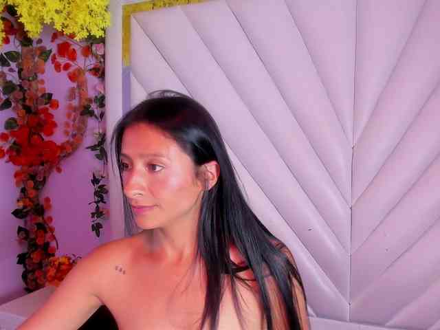 SharlotRodriguez webcam