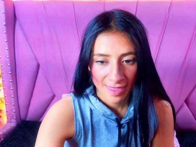 SharlotRodriguez webcam