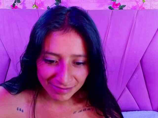 SharlotRodriguez webcam