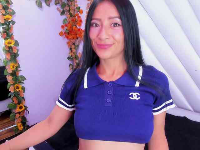 SharlotRodriguez webcam