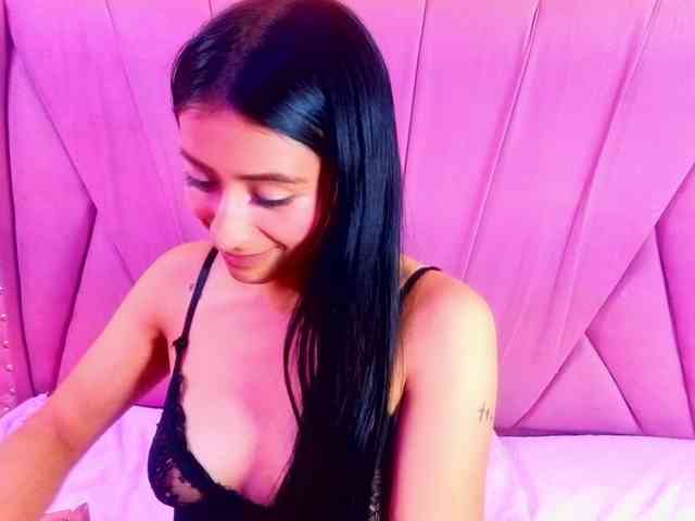 SharlotRodriguez webcam