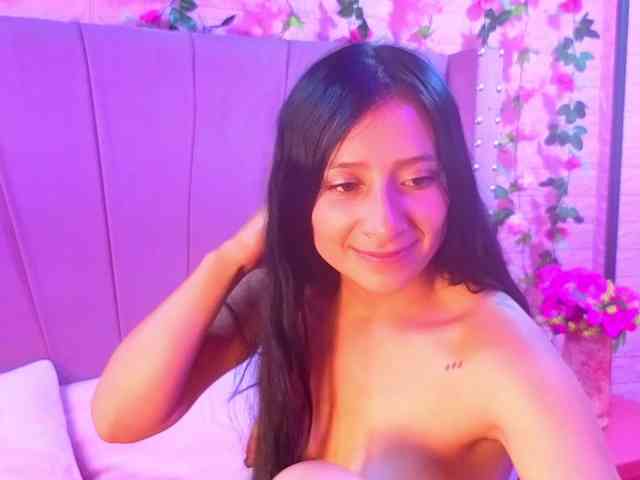 SharlotRodriguez webcam