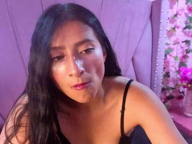 SharlotRodriguez webcam