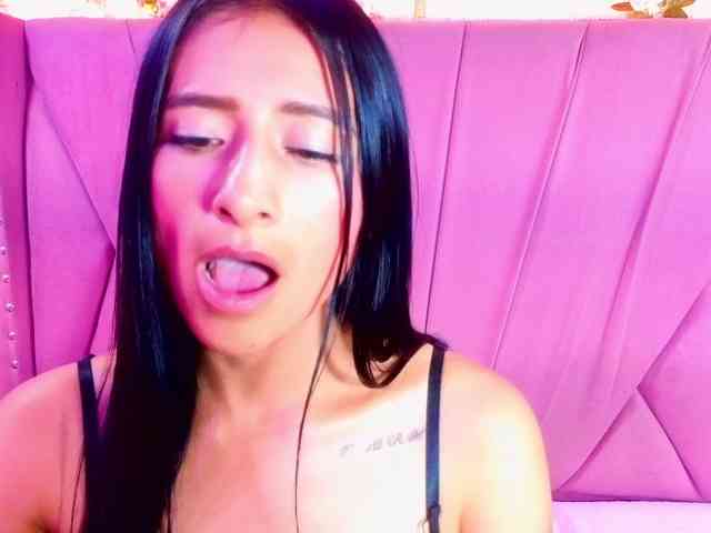 SharlotRodriguez webcam