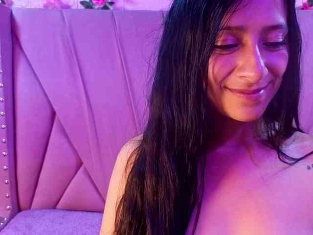 SharlotRodriguez webcam