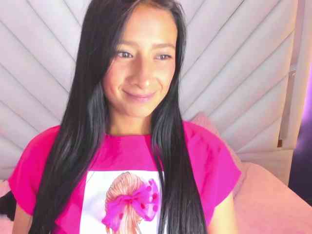 SharlotRodriguez webcam