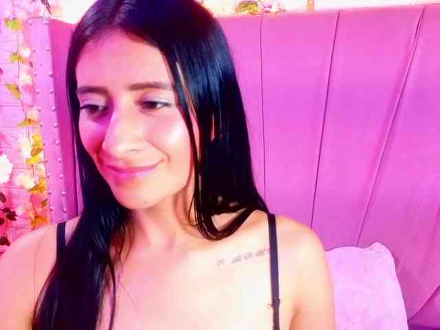 SharlotRodriguez webcam