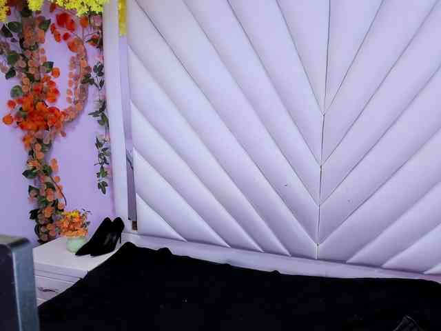 SharlotRodriguez webcam