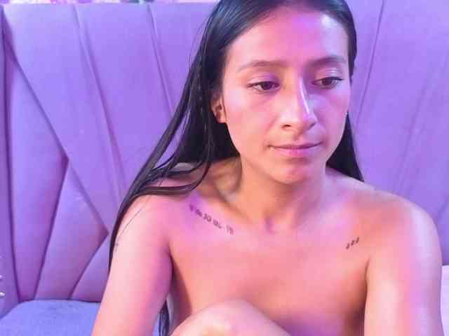 SharlotRodriguez webcam