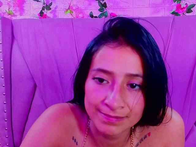 SharlotRodriguez webcam
