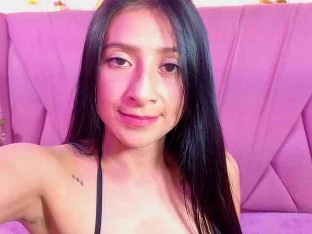 SharlotRodriguez webcam