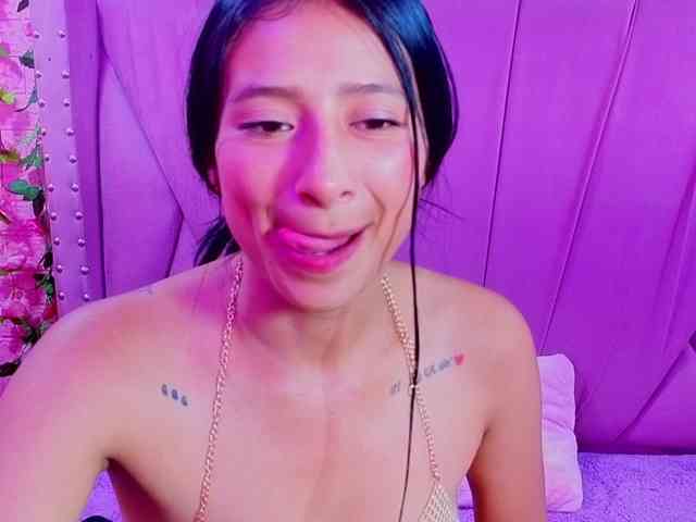 SharlotRodriguez webcam