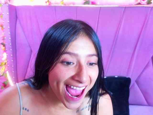 SharlotRodriguez webcam