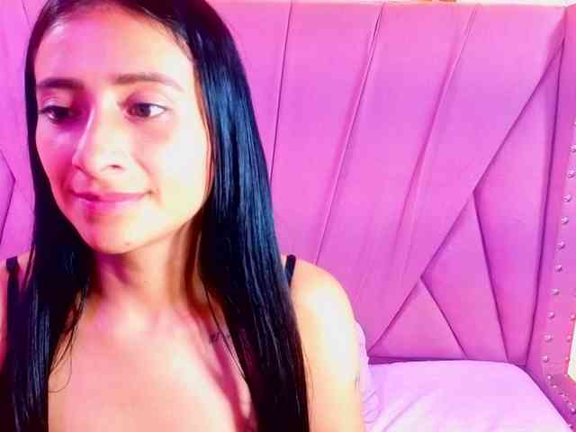 SharlotRodriguez webcam