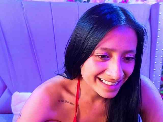 SharlotRodriguez webcam