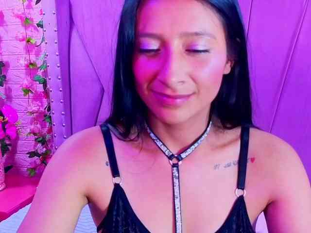 SharlotRodriguez webcam