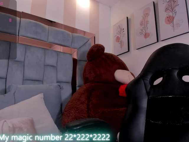 anyi-sweet-tits live cam on BongaCams