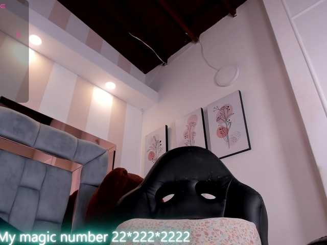 anyi-sweet-tits live cam on BongaCams