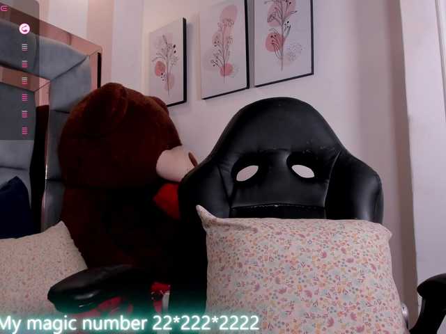 anyi-sweet-tits live cam on BongaCams