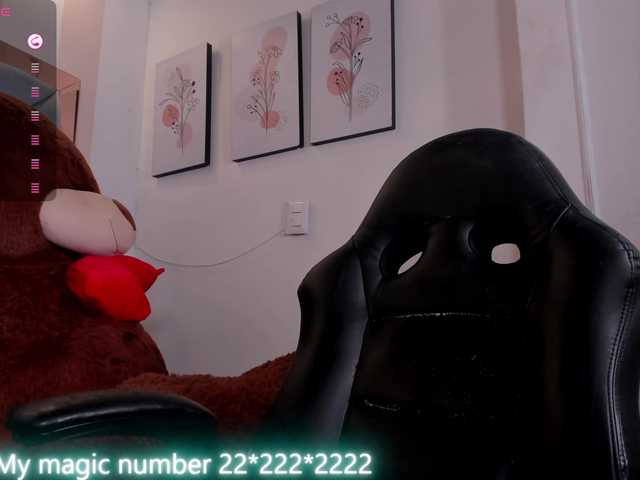 anyi-sweet-tits live cam on BongaCams