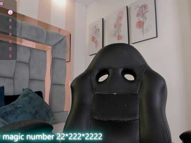 anyi-sweet-tits live cam on BongaCams
