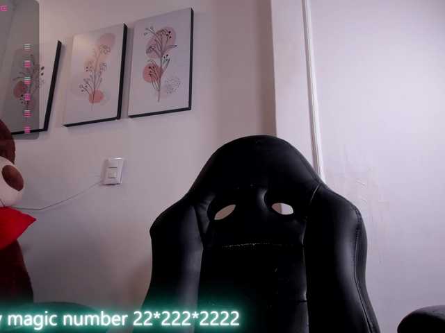 anyi-sweet-tits live cam on BongaCams