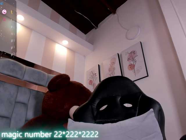 anyi-sweet-tits live cam on BongaCams