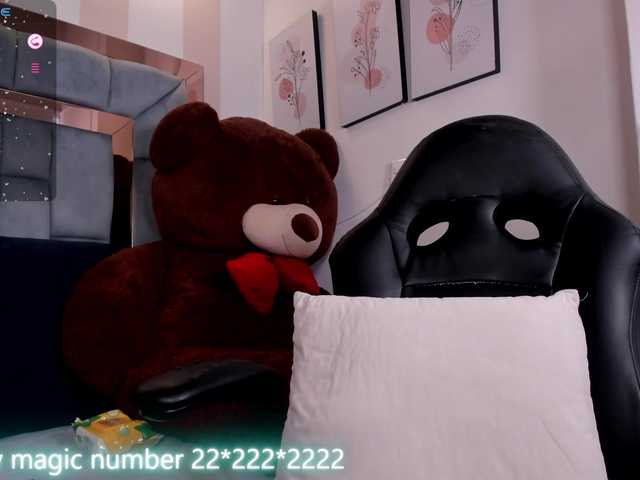 anyi-sweet-tits live cam on BongaCams