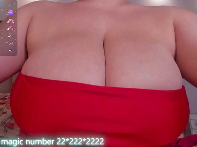 anyi-sweet-tits's BongaCams show and profile