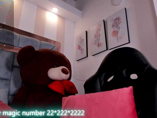 anyi-sweet-tits live webcam show