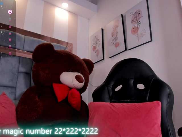 anyi-sweet-tits live webcam show