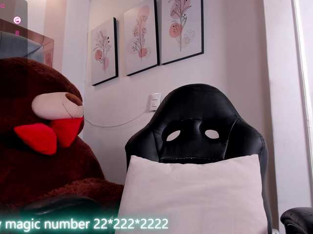 anyi-sweet-tits live cam on BongaCams