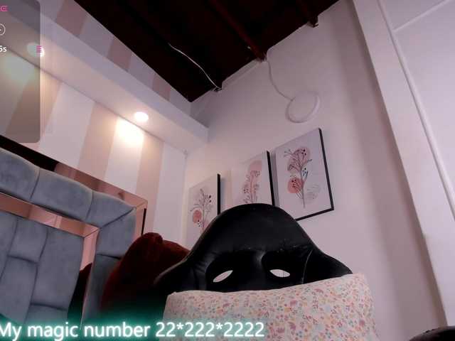 anyi-sweet-tits live cam on BongaCams