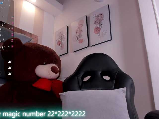 anyi-sweet-tits live webcam show