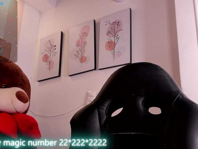 anyi-sweet-tits live webcam show