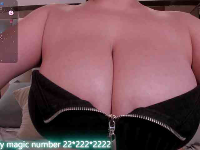 anyi-sweet-tits webcam