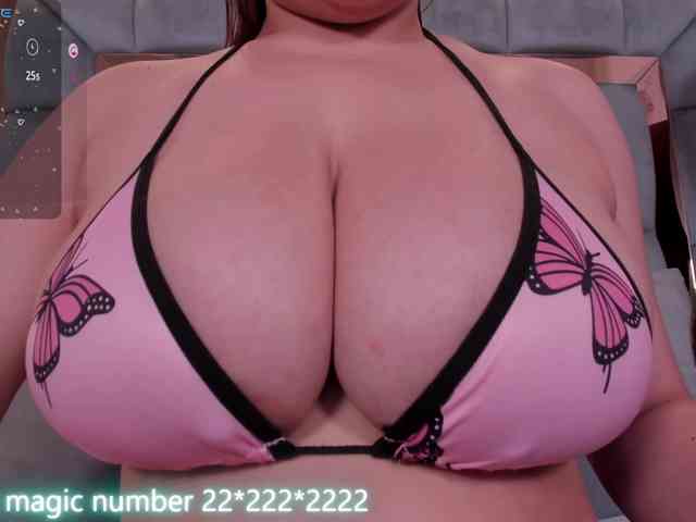 anyi-sweet-tits webcam