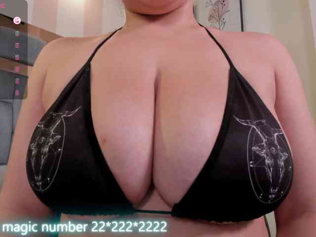 anyi-sweet-tits