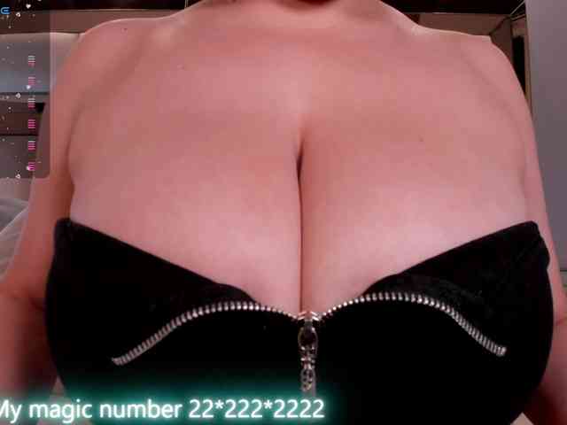 anyi-sweet-tits webcam