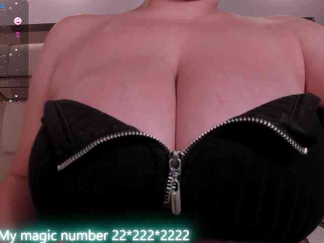 anyi-sweet-tits webcam